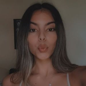 Meet your Posher, Gaby